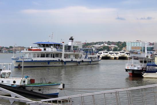 MS Maramures (Nava Clasica) - Einfahrt in Tulcea