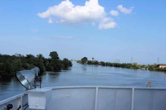 Blick von der MS Moldova in Richtung Sulina