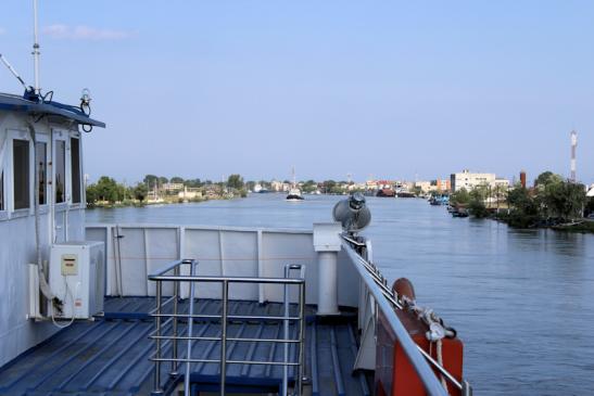 Blick von der MS Moldova in Richtung Sulina